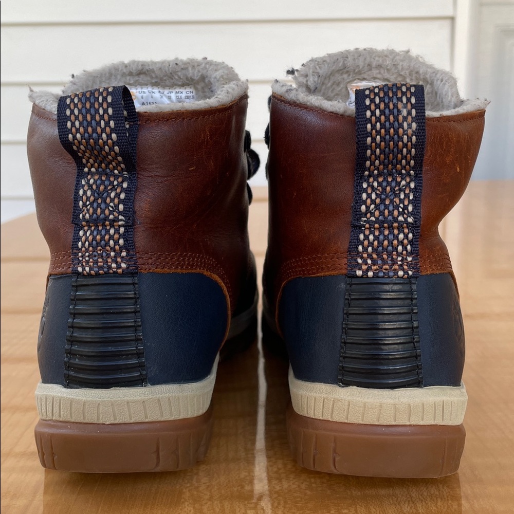 Timberland Mt. Hayes Chukka Lined Waterproof Womens Boots Size 6 - Picture 4 of 9